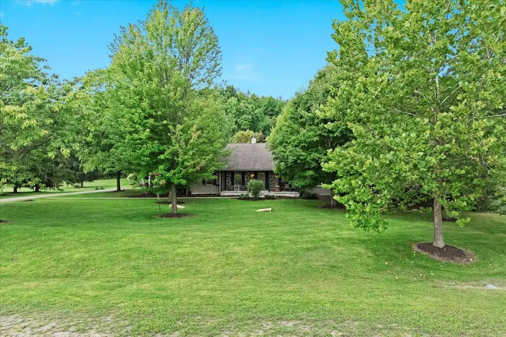 1435 Epley Road Williamston City MI 48895