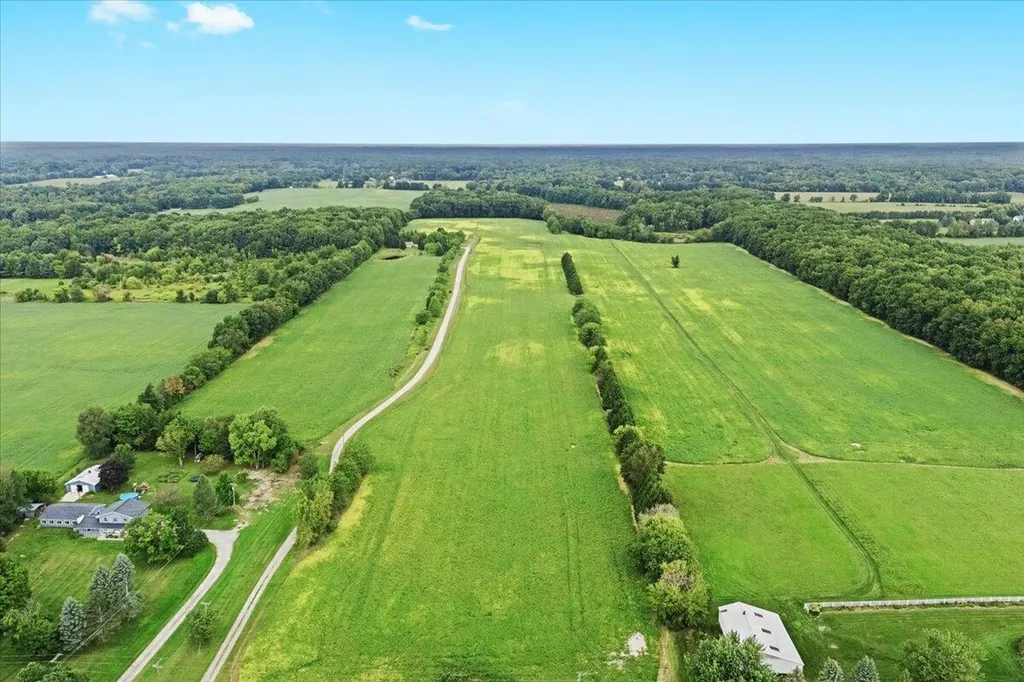 1435 Epley Road Williamston City MI 48895