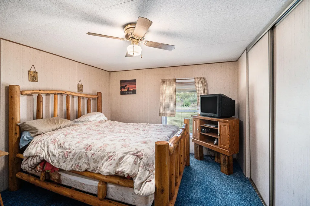 1215 Bear Avenue Redding Township MI 48625