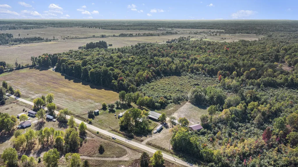 1215 Bear Avenue Redding Township MI 48625