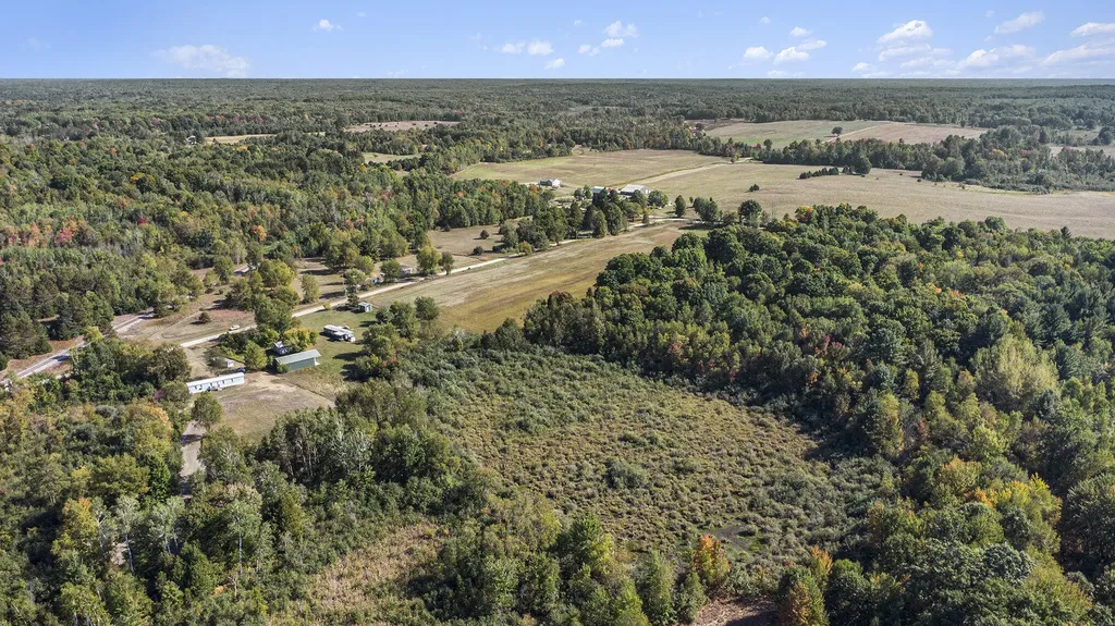 1215 Bear Avenue Redding Township MI 48625