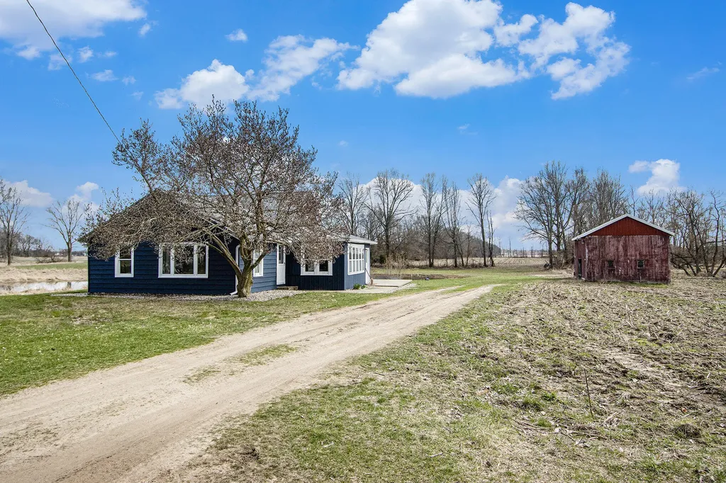 30725 Orla Engle Road Colon Township MI 49040