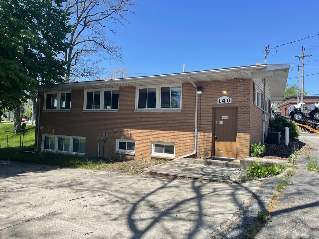 140 W Michigan Avenue Three Rivers City MI 49093