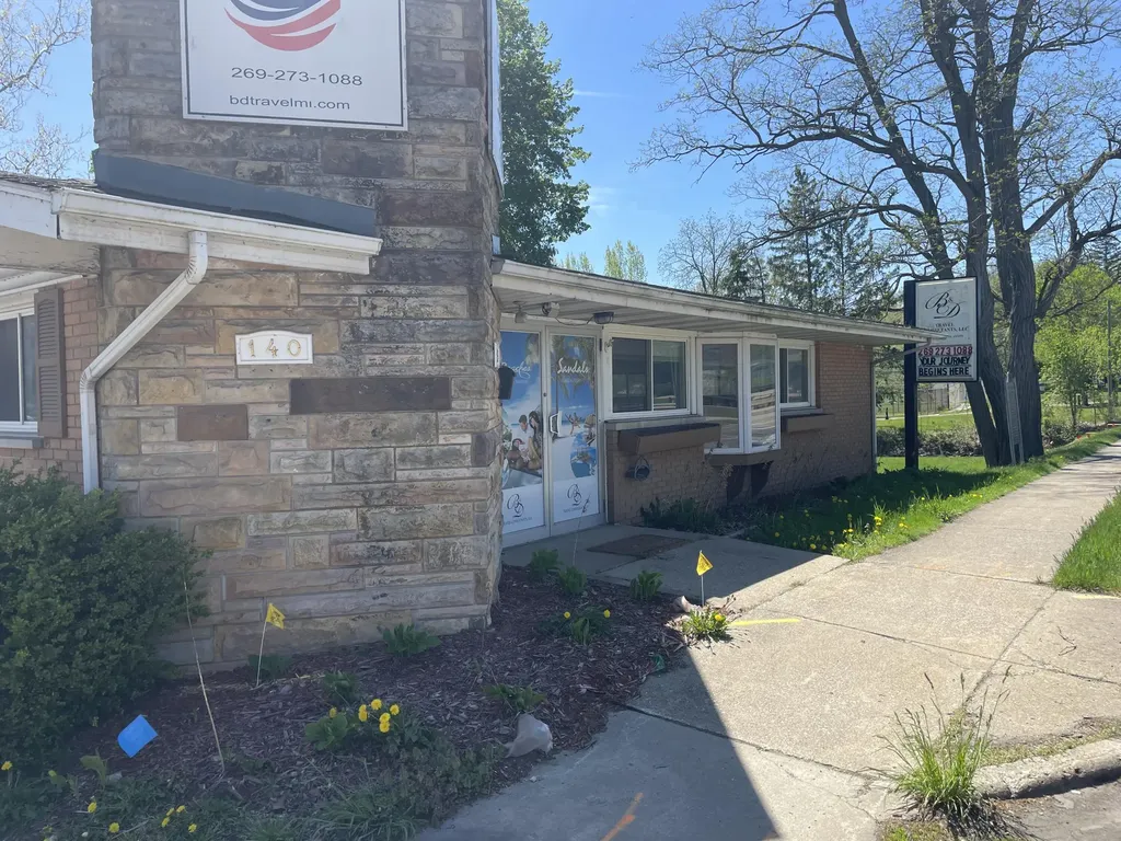 140 W Michigan Avenue Three Rivers City MI 49093