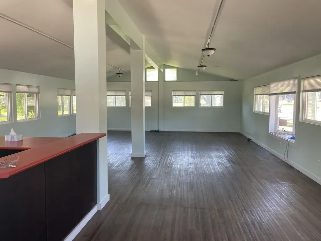 140 W Michigan Avenue Three Rivers City MI 49093