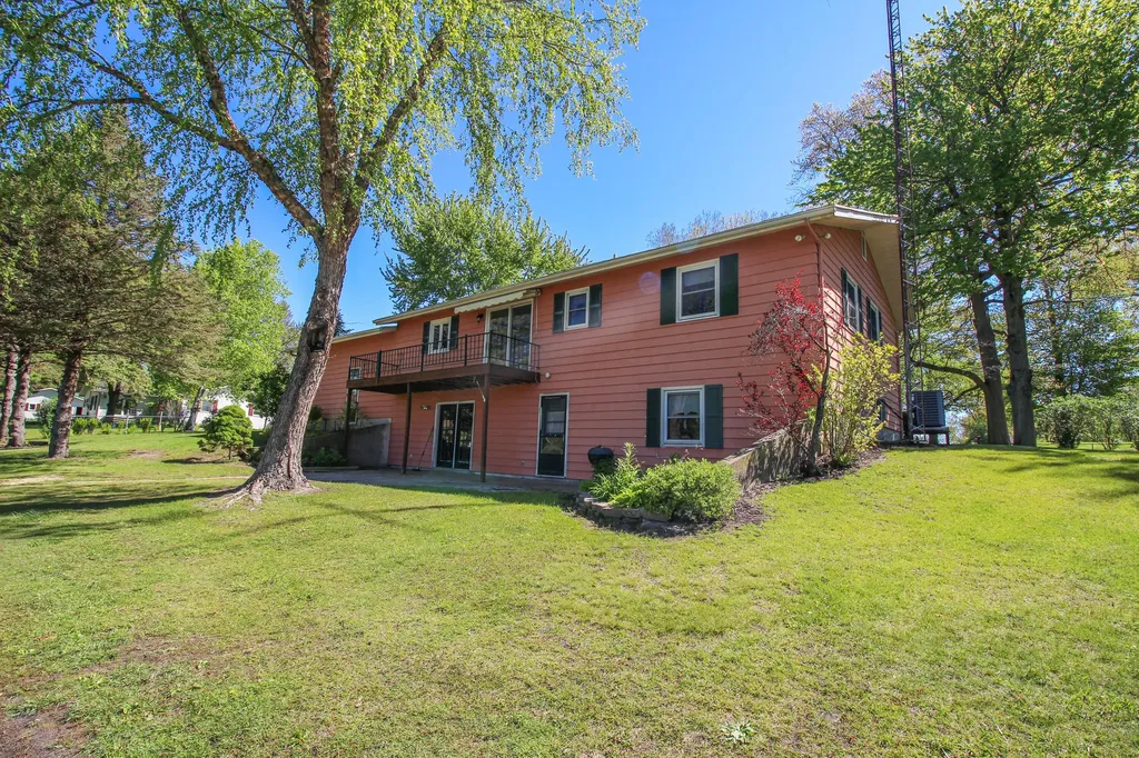 57436 Gearharts Landing Road Fabius Township MI 49093
