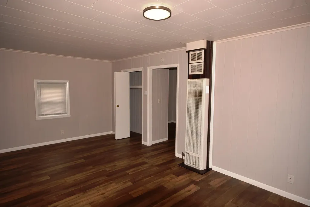 117 E North Street Albion City MI 49224