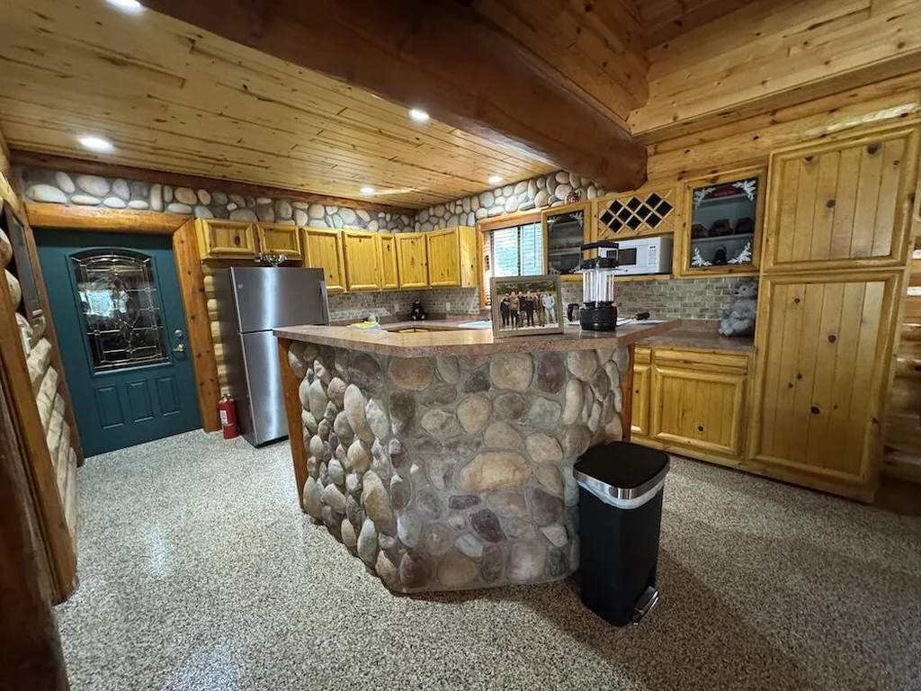 7584 Railroad Grade Nester Township MI 48624