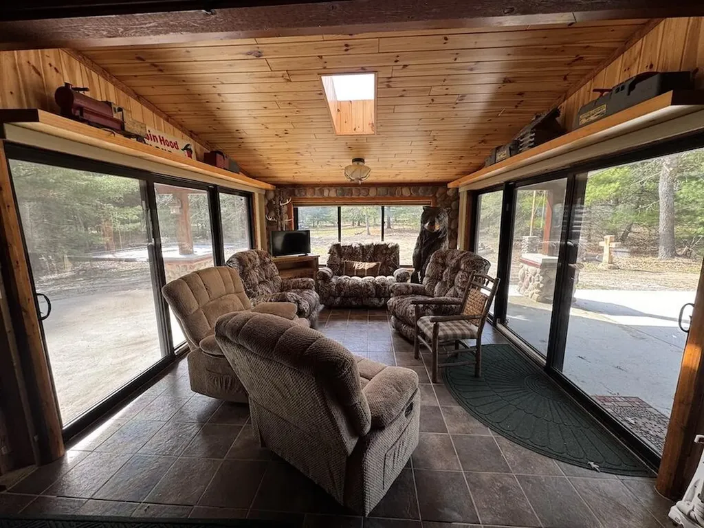 7584 Railroad Grade Nester Township MI 48624