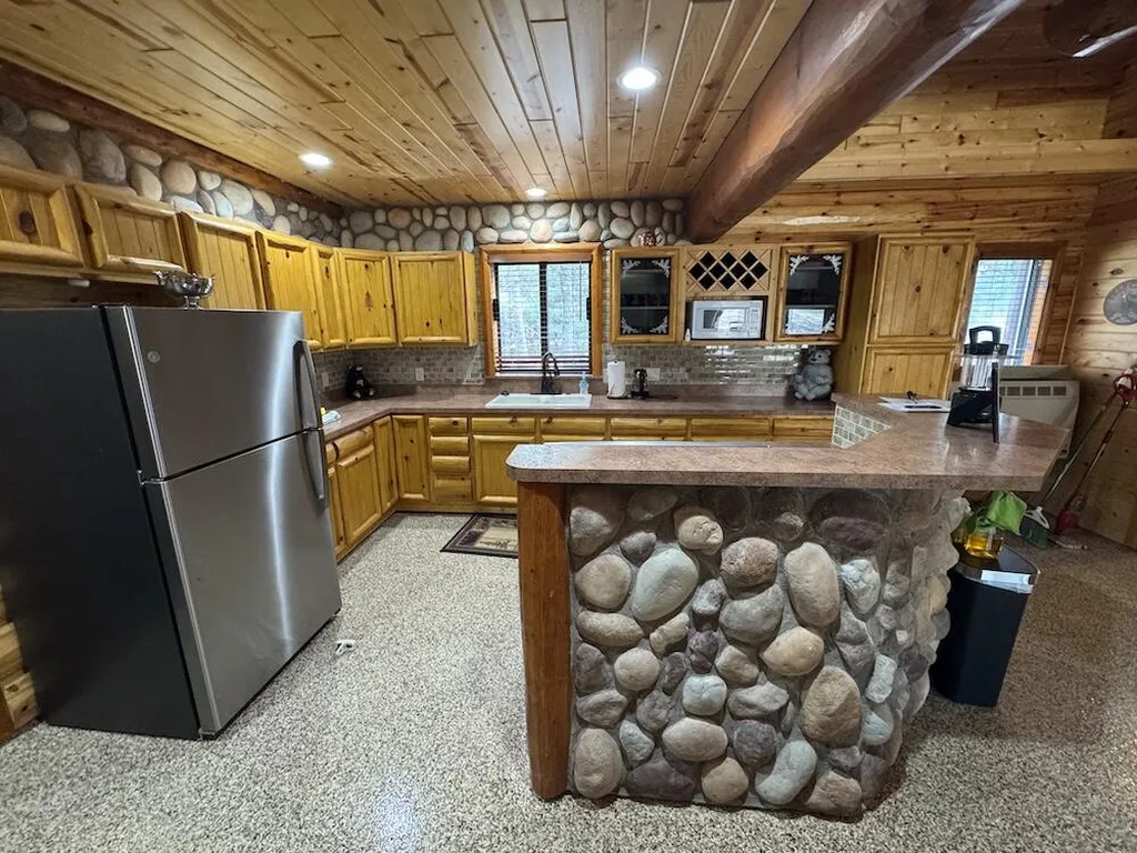 7584 Railroad Grade Nester Township MI 48624