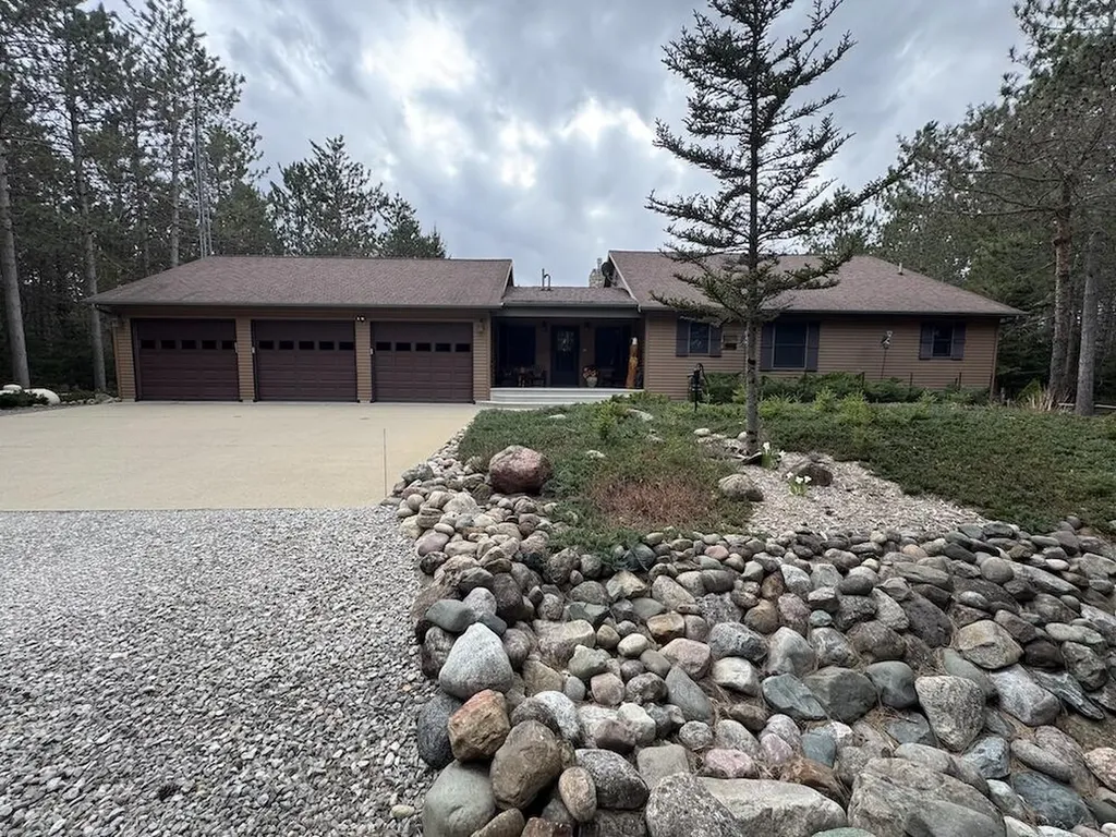 850 Jessica Lane Cumming Township MI 48654