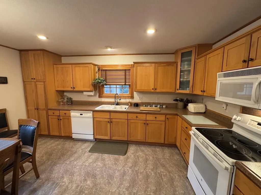 850 Jessica Lane Cumming Township MI 48654