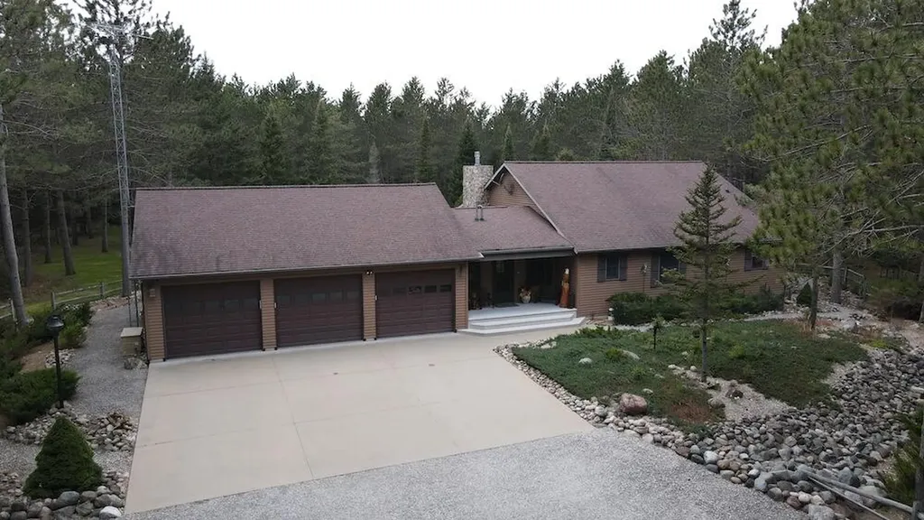 850 Jessica Lane Cumming Township MI 48654