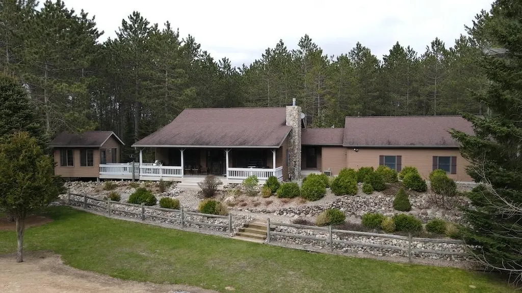 850 Jessica Lane Cumming Township MI 48654