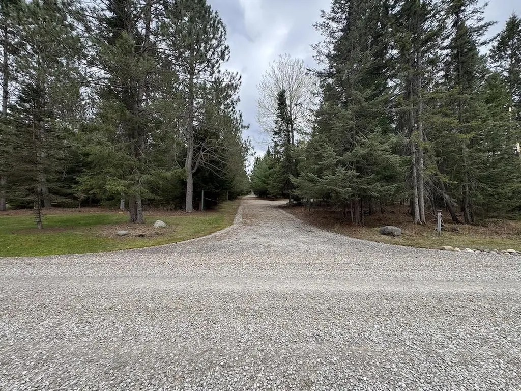 850 Jessica Lane Cumming Township MI 48654