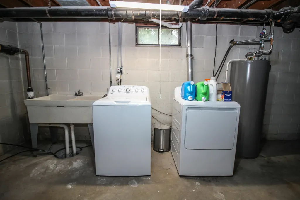 606 Millard Street Three Rivers City MI 49093