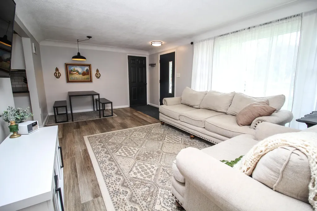 606 Millard Street Three Rivers City MI 49093