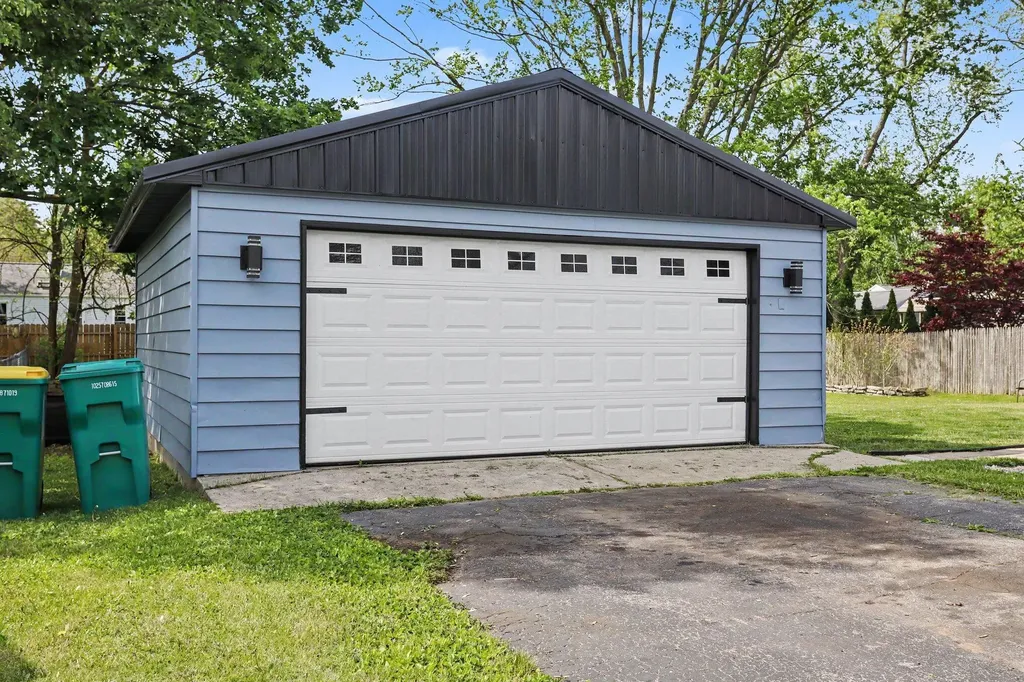 1816 Byrd Drive Portage City MI 49002