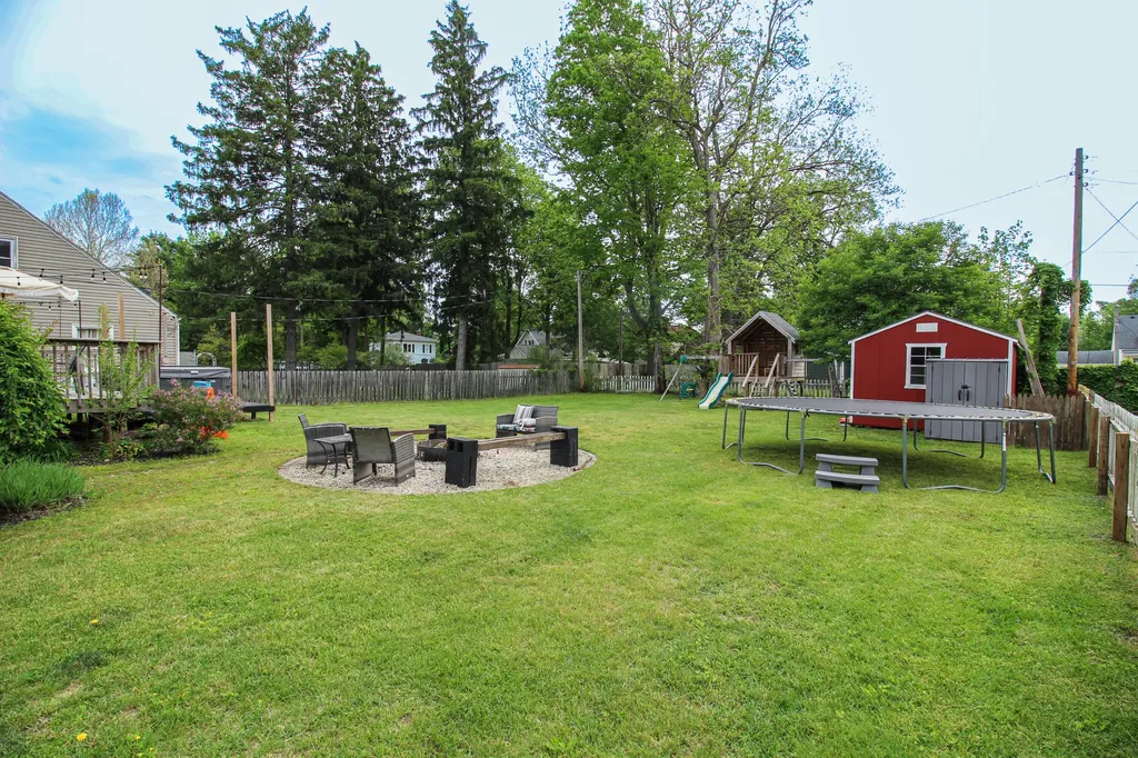 615 East Street Three Rivers City MI 49093
