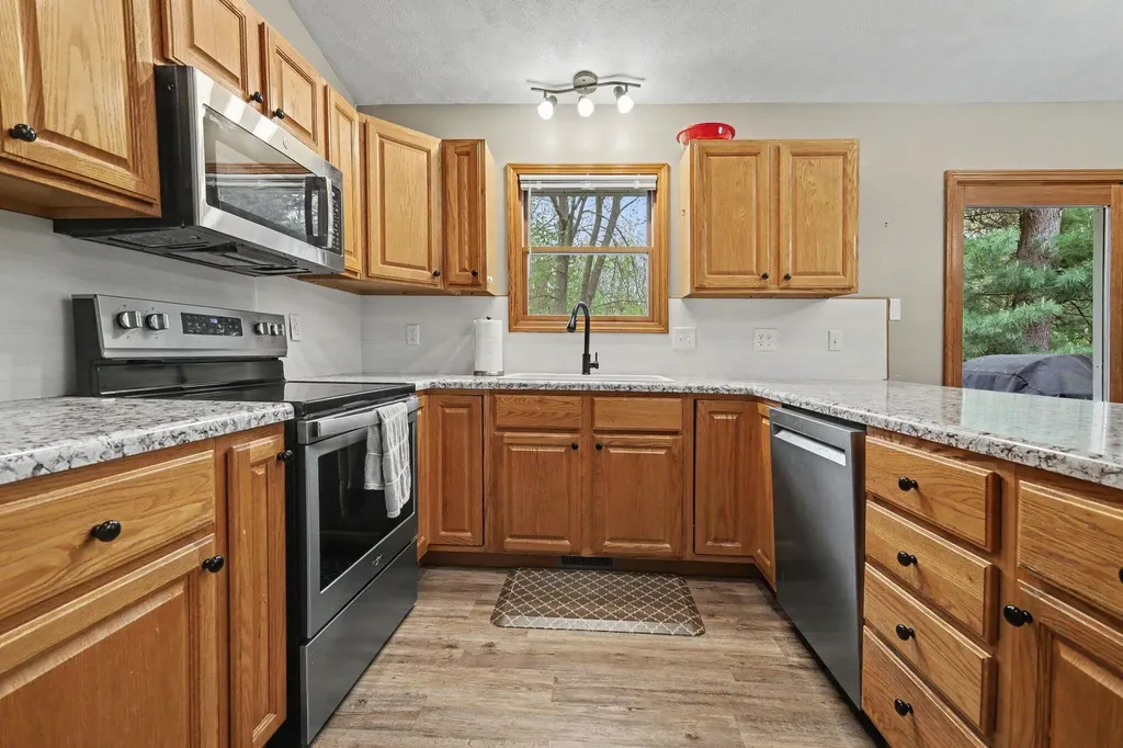 165 Hunters Trail Court Middleville Village MI 49333