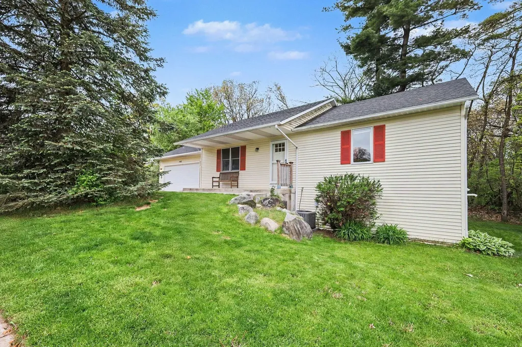 165 Hunters Trail Court Middleville Village MI 49333