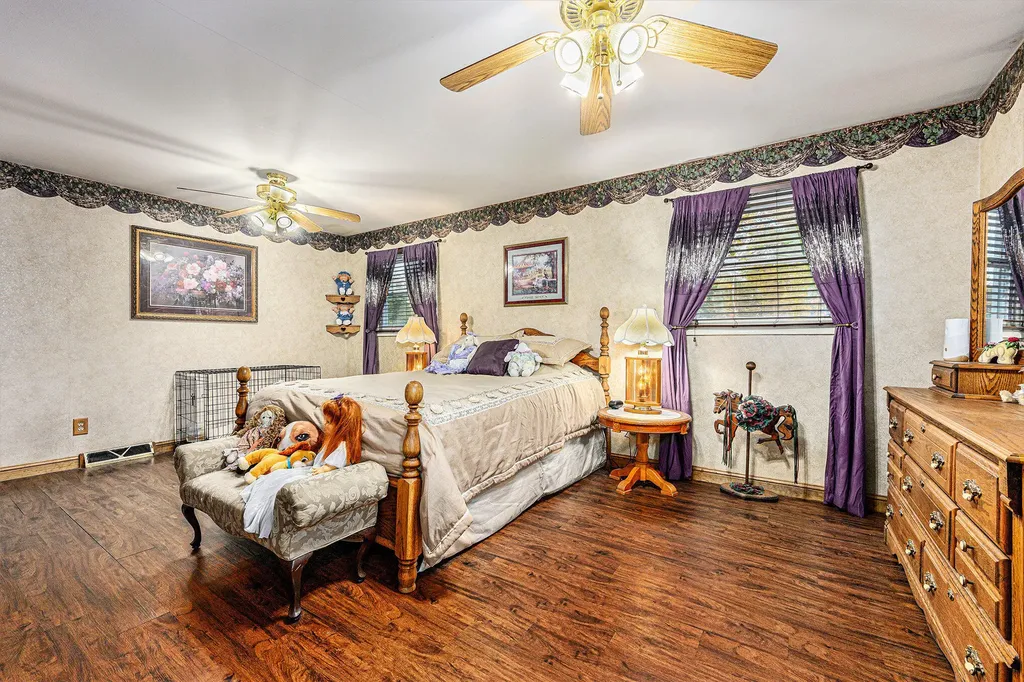 7702 N Gleneagle Drive Comstock Charter Township MI 49048