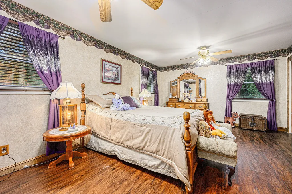 7702 N Gleneagle Drive Comstock Charter Township MI 49048