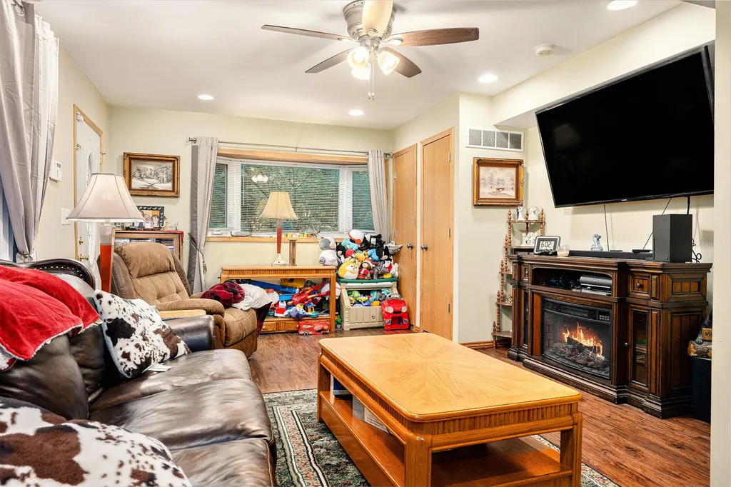 7702 N Gleneagle Drive Comstock Charter Township MI 49048