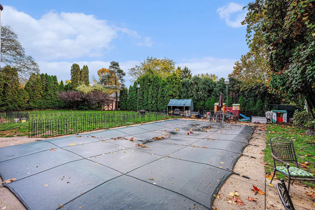 7702 N Gleneagle Drive Comstock Charter Township MI 49048
