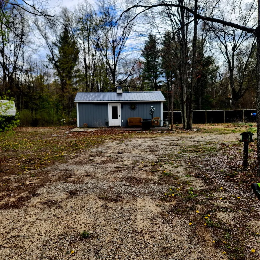 710 Big Oaks Clement Township MI 48624