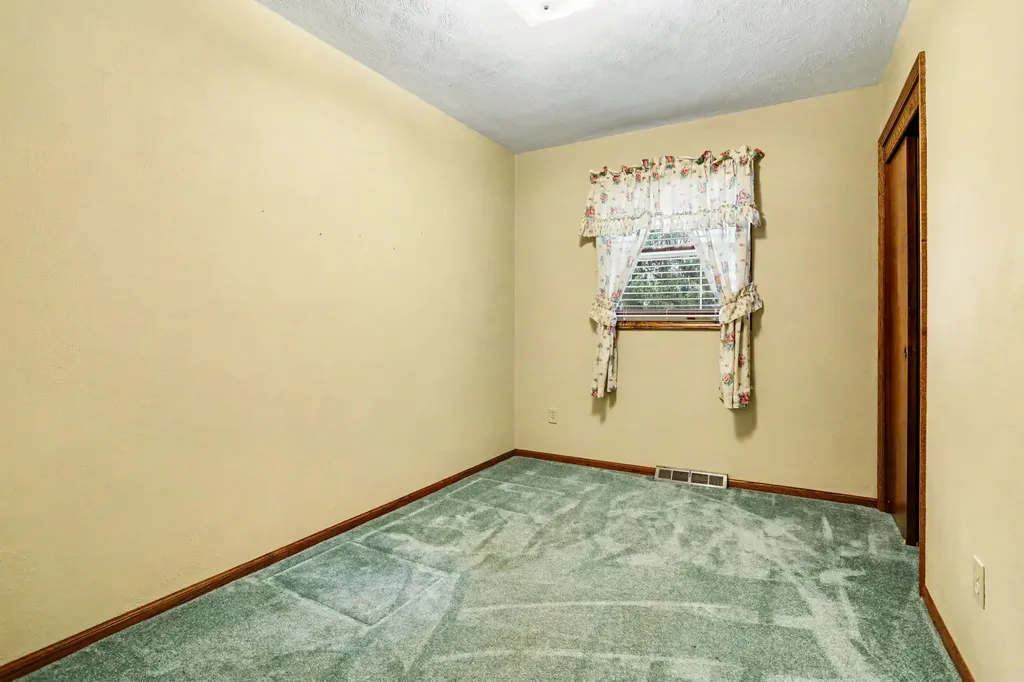 11621 M-216 Flowerfield Township MI 49067