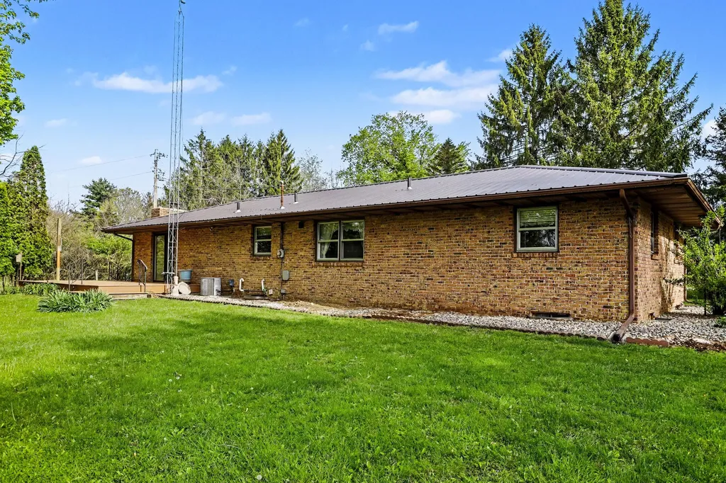 11621 M-216 Flowerfield Township MI 49067