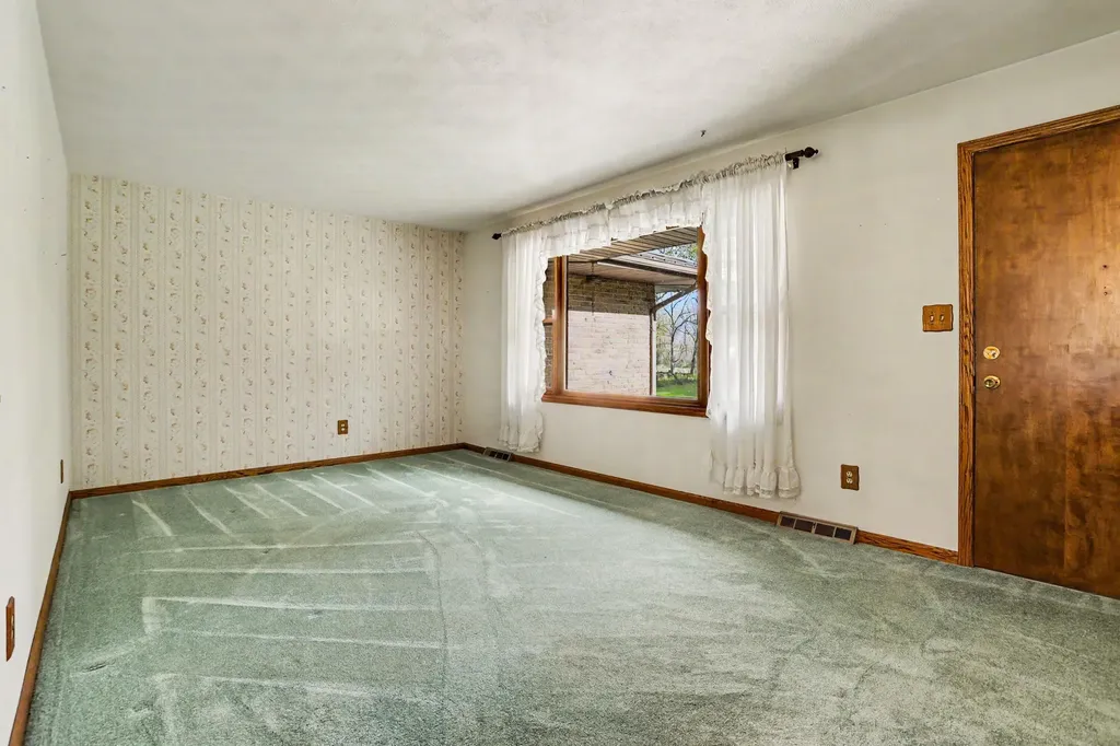 11621 M-216 Flowerfield Township MI 49067