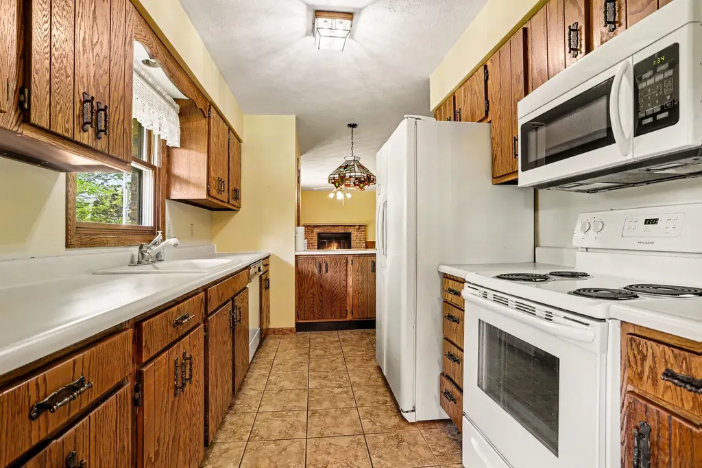 11621 M-216 Flowerfield Township MI 49067
