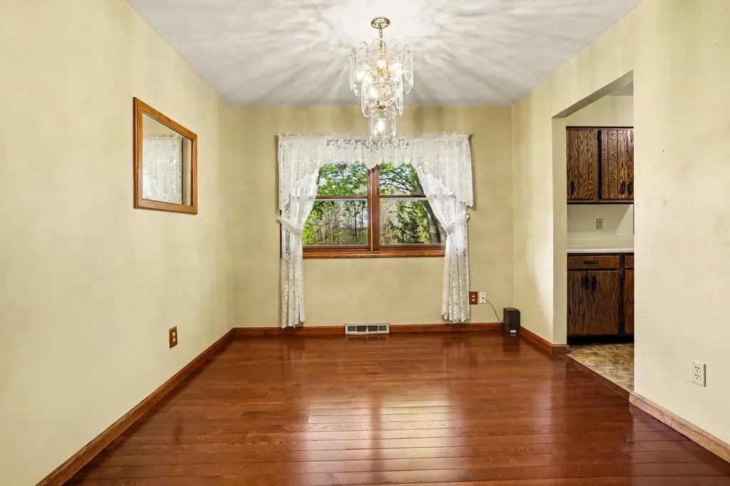 11621 M-216 Flowerfield Township MI 49067