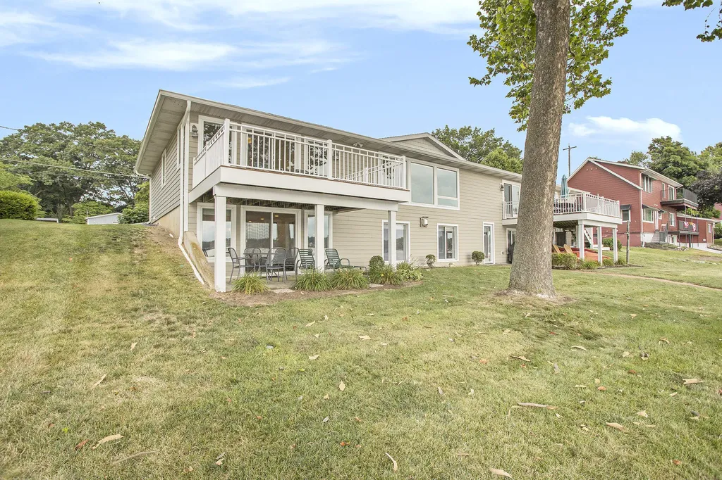 905 Elm Street Colon Village MI 49040