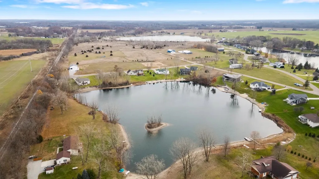 69100 Chief Court White Pigeon Township MI 49099