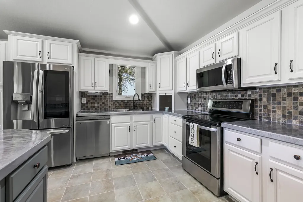 69100 Chief Court White Pigeon Township MI 49099