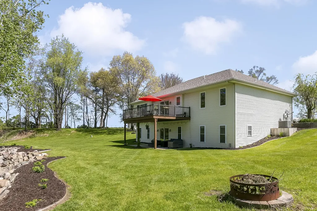 69100 Chief Court White Pigeon Township MI 49099