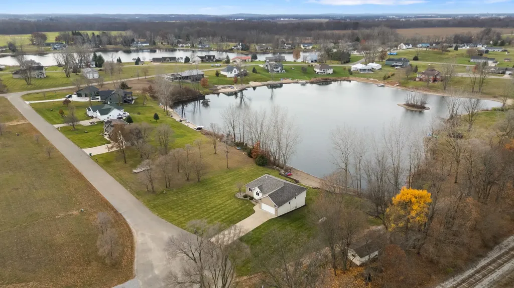 69100 Chief Court White Pigeon Township MI 49099