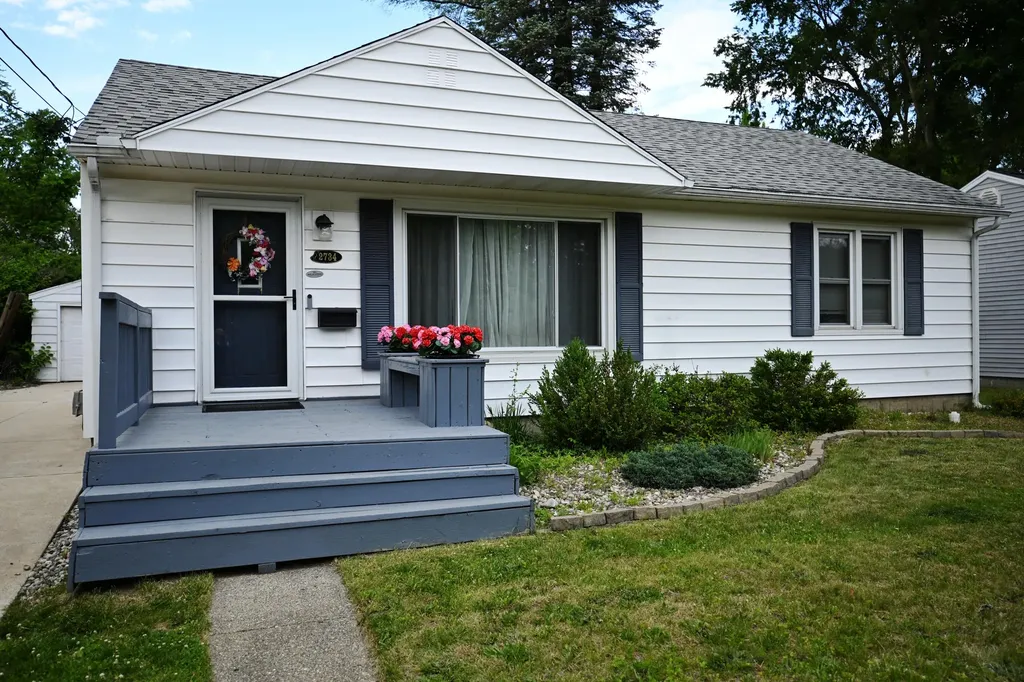 2734 Wellington Road Kalamazoo City MI 49008