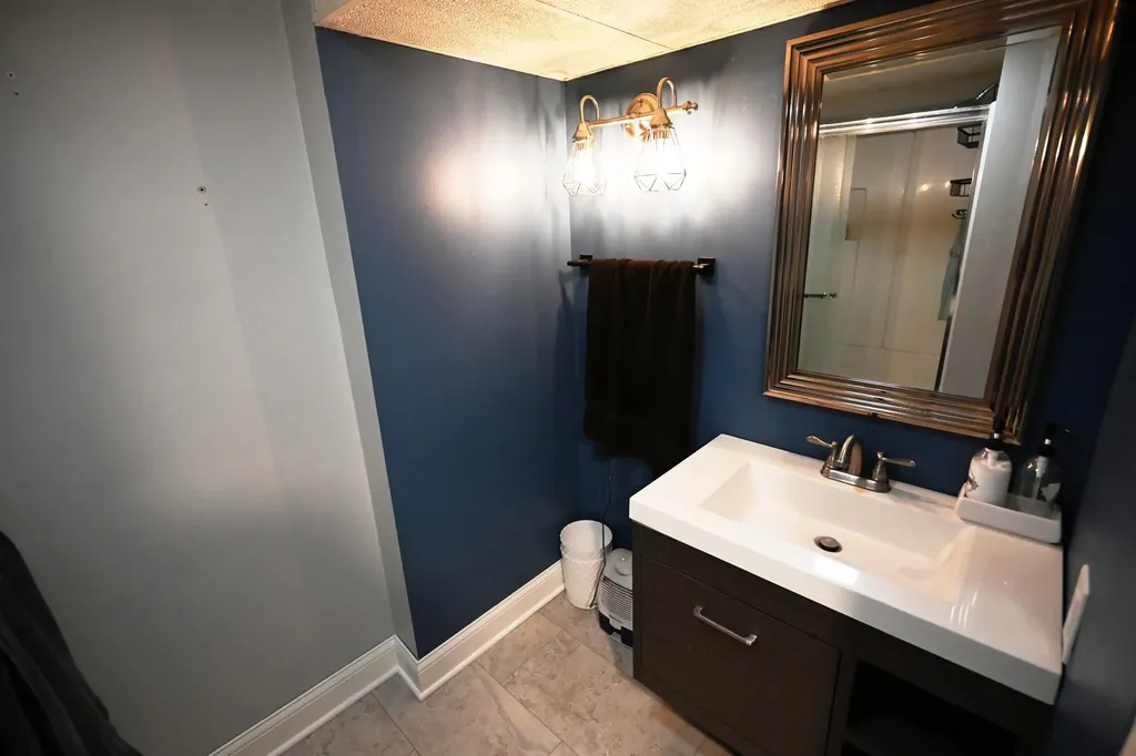 2734 Wellington Road Kalamazoo City MI 49008