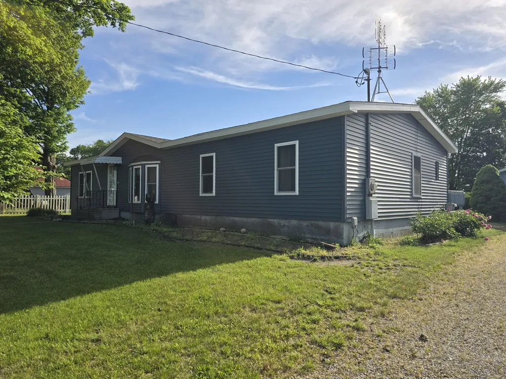 53140 Fulton Road Leonidas Township MI 49066