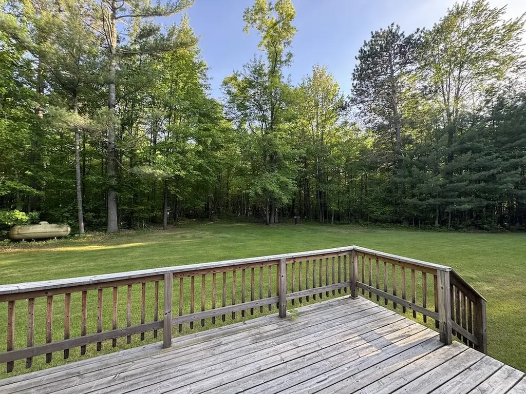 4335 Kings Corner Road Oscoda Charter Township MI 48737