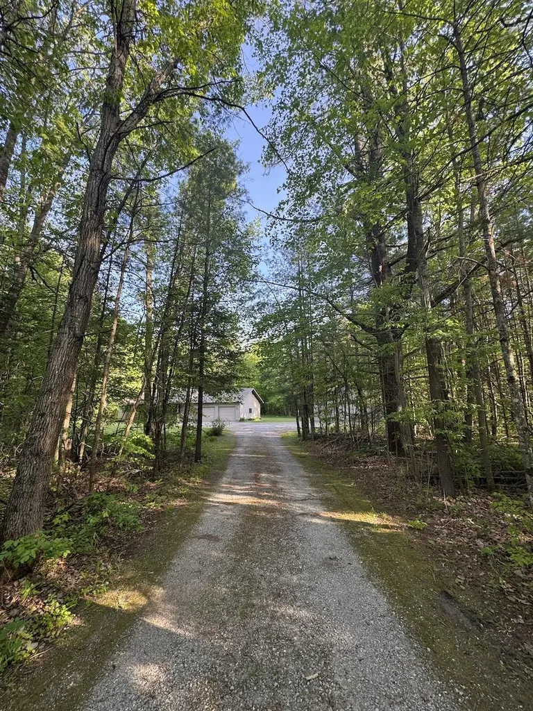 4335 Kings Corner Road Oscoda Charter Township MI 48737