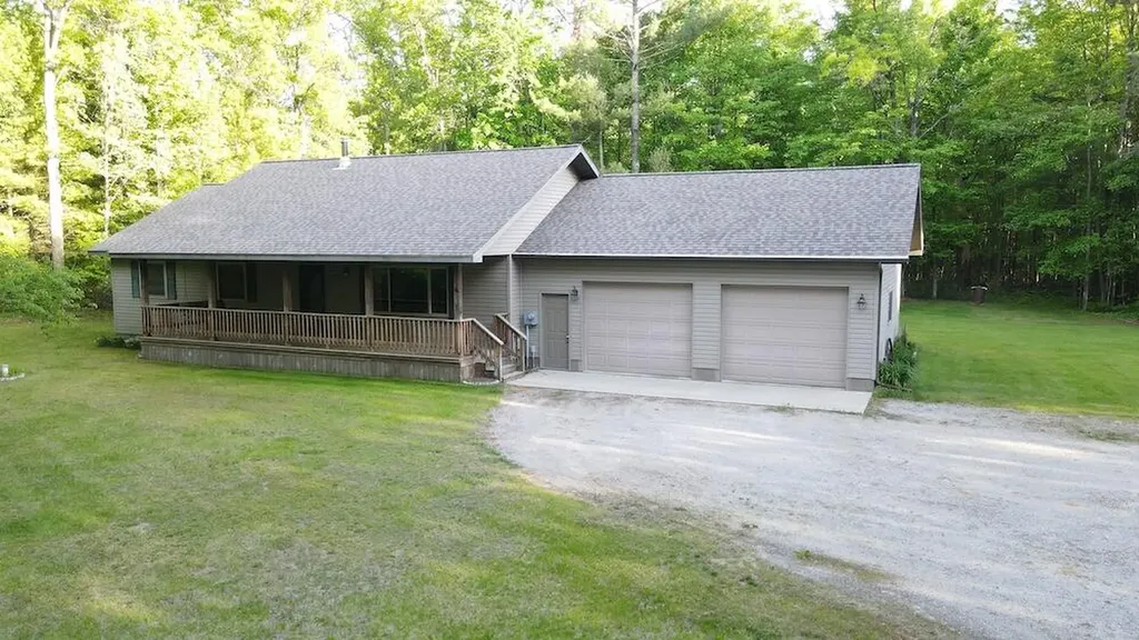 4335 Kings Corner Road Oscoda Charter Township MI 48737