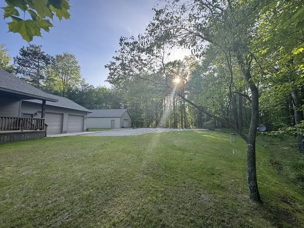 4335 Kings Corner Road Oscoda Charter Township MI 48737