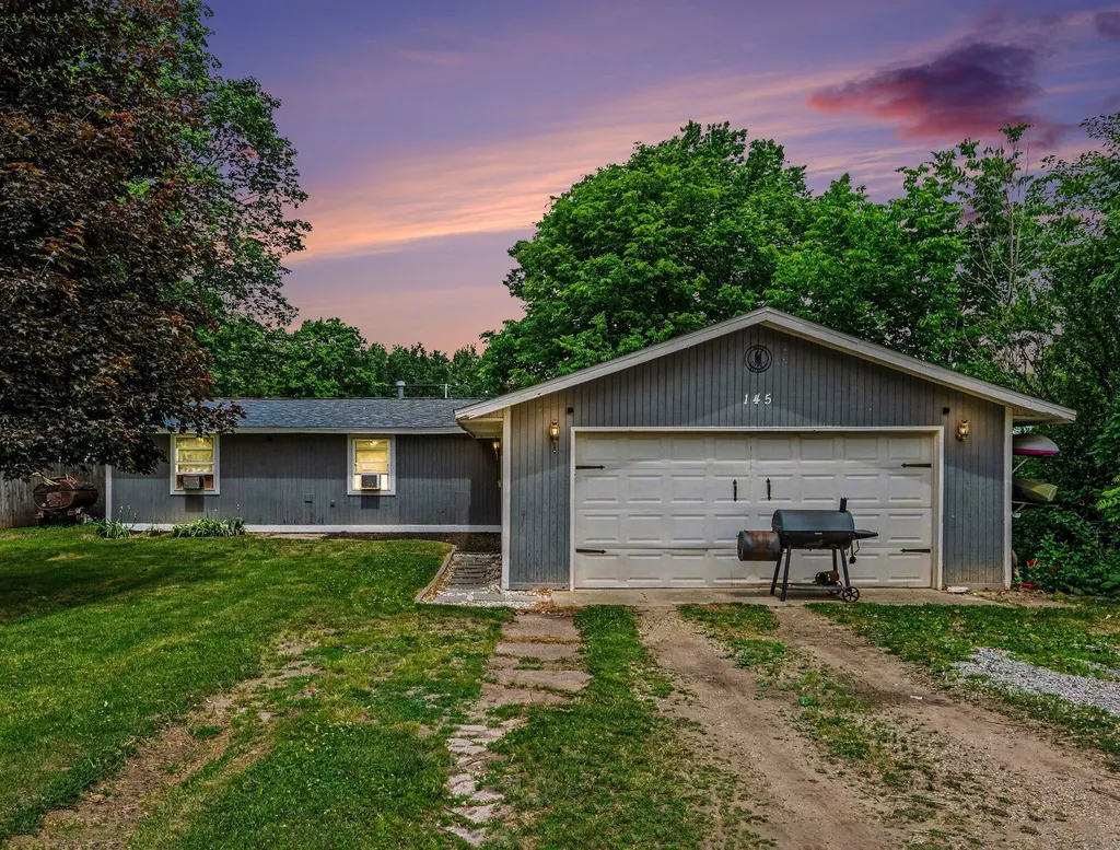 145 W Lafayette Street Constantine Township MI 49042