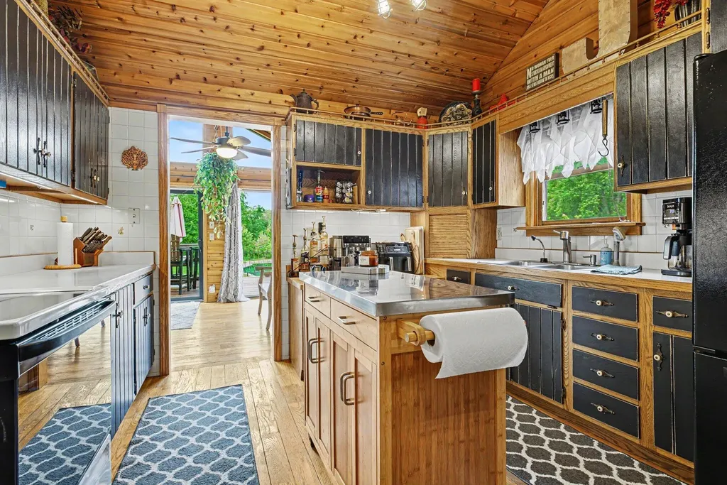 33394 Wattles Road Colon Township MI 49040