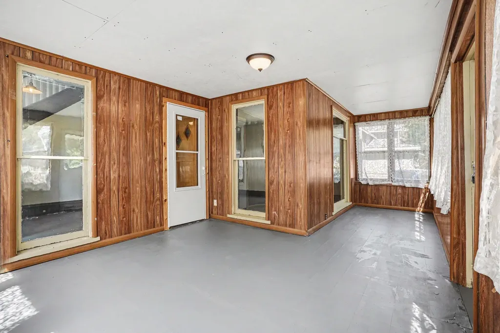 238 4th Avenue Three Rivers City MI 49093